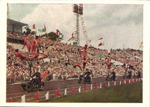 Москва.Физкультурный парад 1954 г.Выступление студентов Государственного центрального ордена Ленина института физической культуры им.Сталина ― Лучший магазин по коллекционированию pugachev-studio.ru